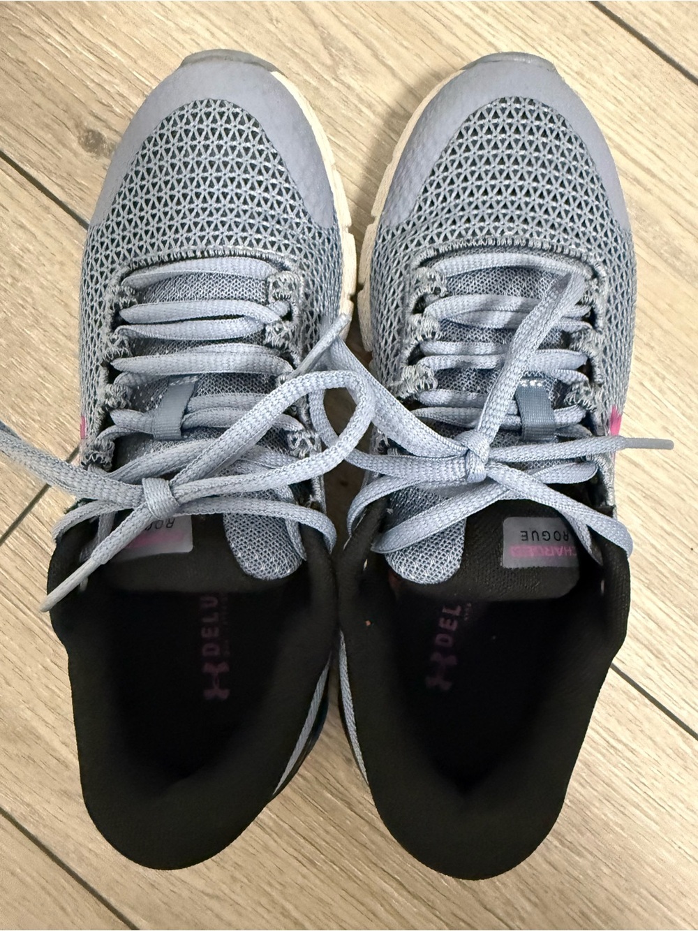 Under Armour Women's Light Gray Mesh Athletic Sneakers with Black Collar